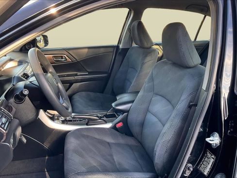 Used 2017 Honda Accord Hybrid Sedan image 8