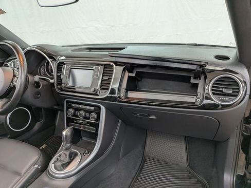 Used 2019 Volkswagen Beetle 2.0T Final Edition SEL image 24