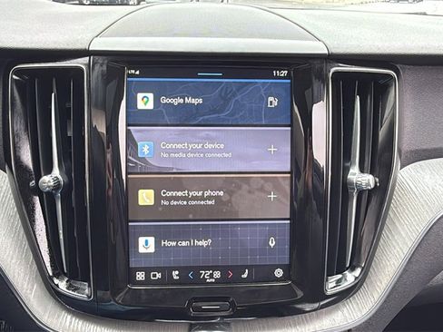 Certified 2025 Volvo XC60 B5 Plus image 17