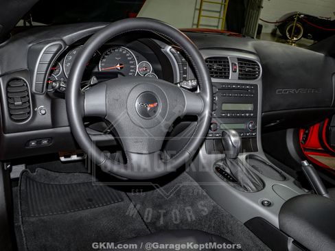 Used 2007 Chevrolet Corvette Coupe image 93