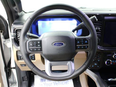 New 2026 Ford F250 Lariat w/ Lariat Premium Package AWD/4WD image 17