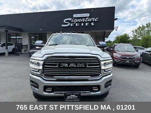 Used 2022 RAM 2500 Laramie AWD/4WD image 2