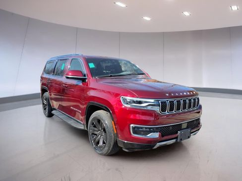 Used 2022 Jeep Wagoneer Series III w/ Flexible Seating Group image 1