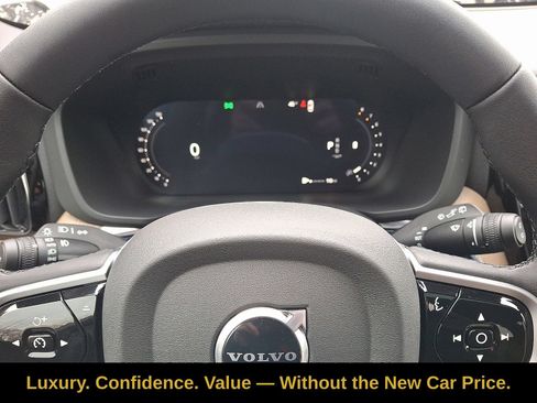 Used 2026 Volvo XC60 B5 Plus w/ Protection Package Premier AWD/4WD image 16