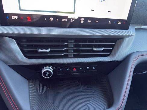 New 2026 Ford Explorer ST image 29