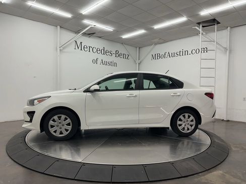 Used 2023 Kia Rio LX FWD image 4
