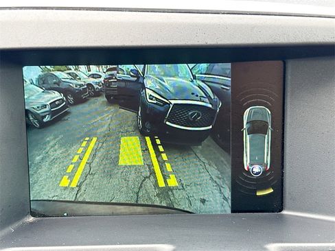 Used 2016 Volvo XC60 T6 w/ Proximity Package image 15