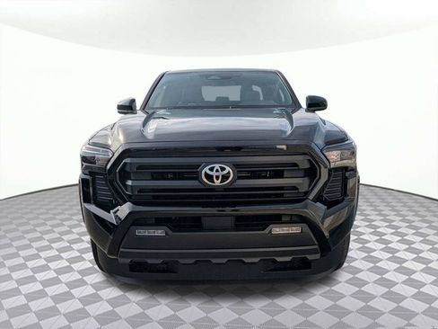Used 2026 Toyota Tacoma Limited AWD/4WD image 8