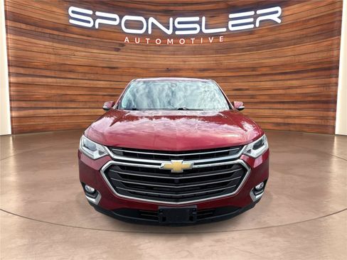 Used 2019 Chevrolet Traverse LT FWD image 10