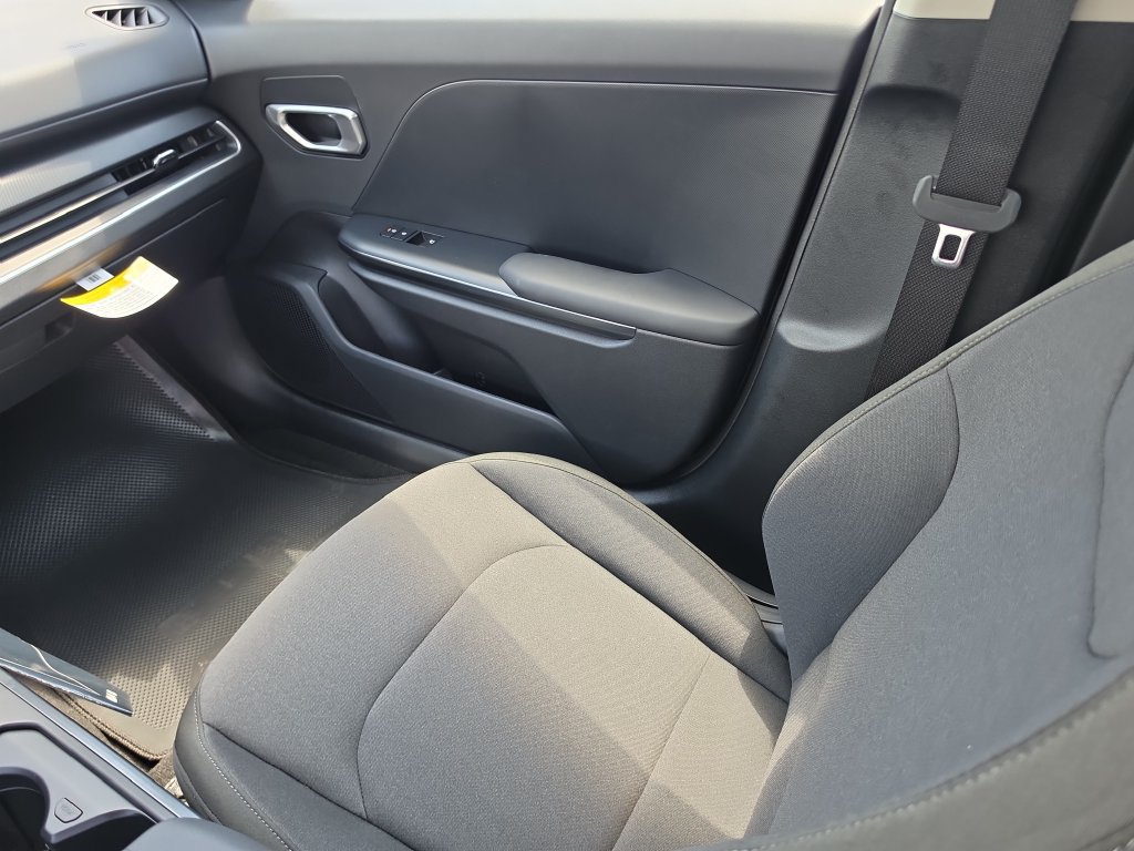 New 2026 Kia K4 FWD image 15