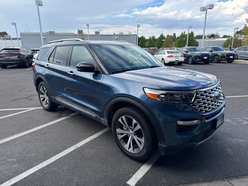 Used 2020 Ford Explorer Platinum AWD/4WD image 2