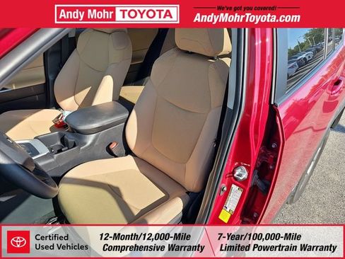 Certified 2024 Toyota RAV4 LE AWD/4WD image 10