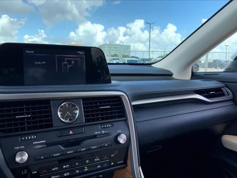 Used 2021 Lexus RX 350L FWD w/ Premium Package image 35