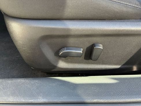 Used 2025 Nissan Altima 2.5 SV image 22