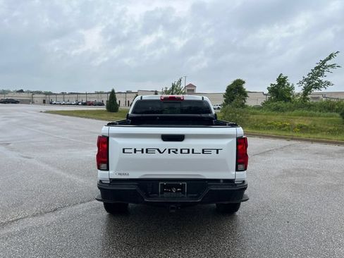 Used 2024 Chevrolet Colorado Trail Boss w/ Advanced Trailering Package AWD/4WD image 6