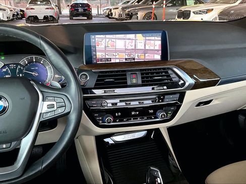 Used 2019 BMW X3 sDrive30i w/ Premium Package image 6