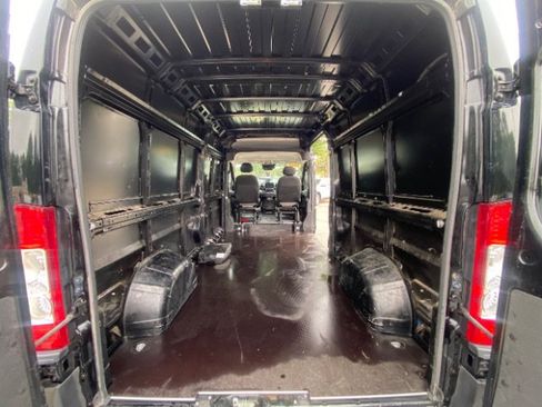 Used 2023 RAM ProMaster 2500 FWD image 8