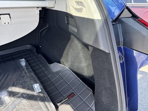 Used 2021 Nissan Rogue SL image 52