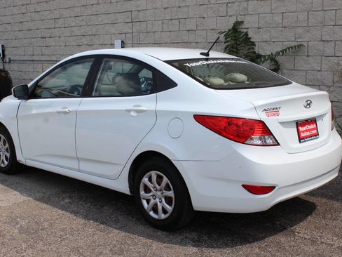 Used 2013 Hyundai Accent GLS image 3