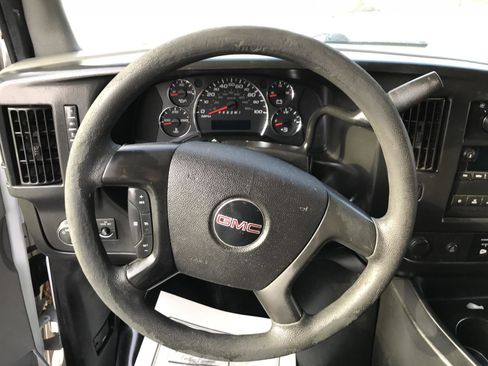 Used 2015 GMC Savana 2500 image 13