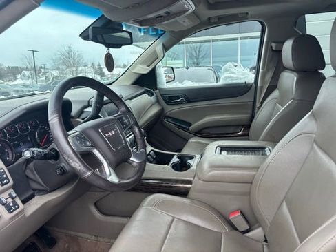 Used 2015 GMC Yukon XL SLT w/ Open Road Package image 11