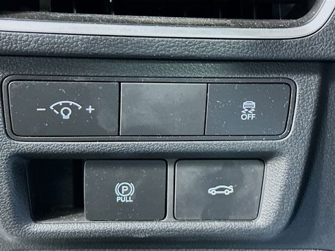 Used 2025 Hyundai Sonata SEL image 17