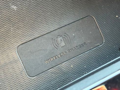 Used 2023 Jeep Grand Cherokee Overland w/ Advanced Protech Group III image 25