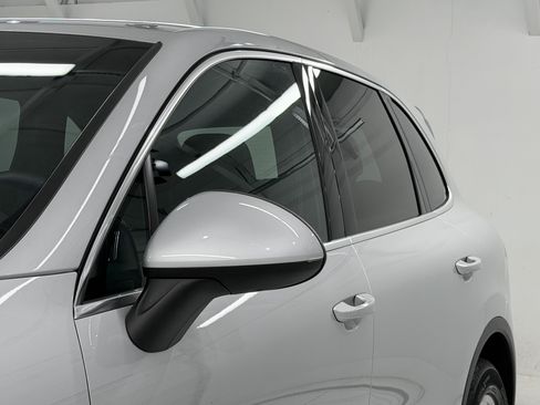 Used 2013 Porsche Cayenne AWD/4WD image 19