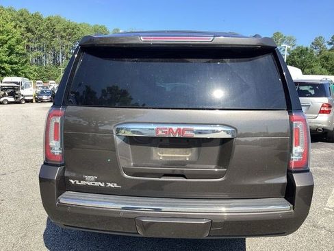 Used 2019 GMC Yukon XL Denali w/ Open Road Package AWD/4WD image 3