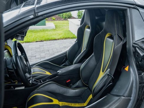 Used 2020 McLaren 720S Performance RWD image 27