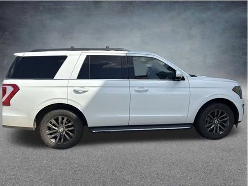 Used 2021 Ford Expedition XLT RWD image 12