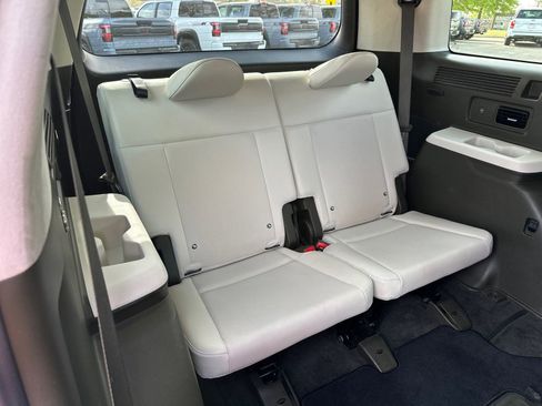 Used 2024 Hyundai Santa Fe Calligraphy FWD image 13