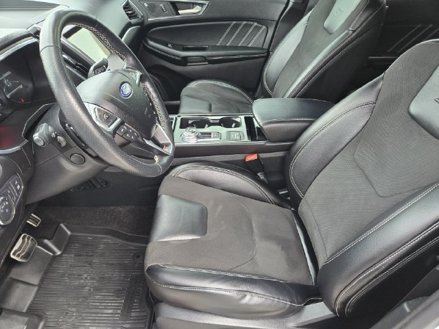 Used 2020 Ford Edge ST w/ Equipment Group 401A AWD/4WD image 14