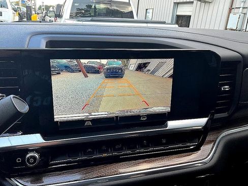 Used 2023 GMC Sierra 1500 Elevation image 22