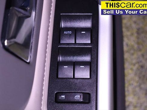 Used 2013 Ford Edge SEL FWD image 30