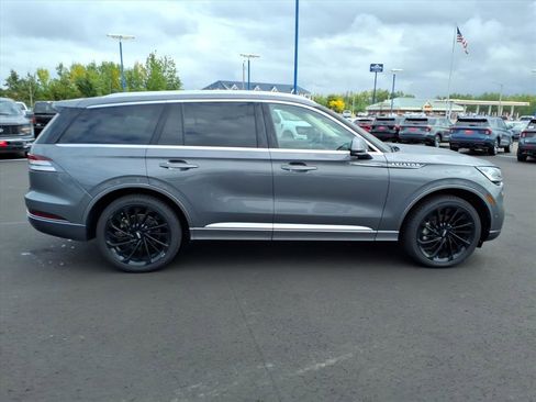 Used 2021 Lincoln Aviator Reserve w/ Equipment Group 208A image 7