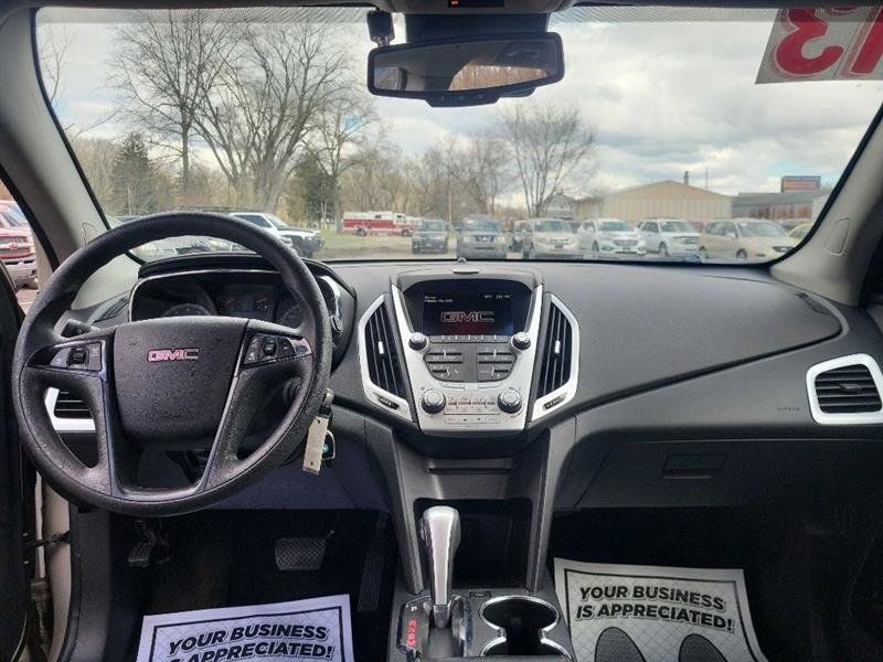 Used 2013 GMC Terrain SLE AWD/4WD image 12