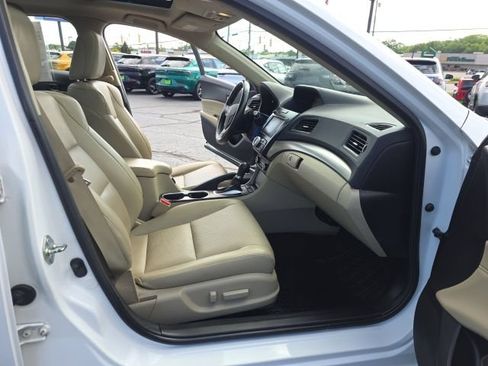 Used 2016 Acura ILX FWD image 33