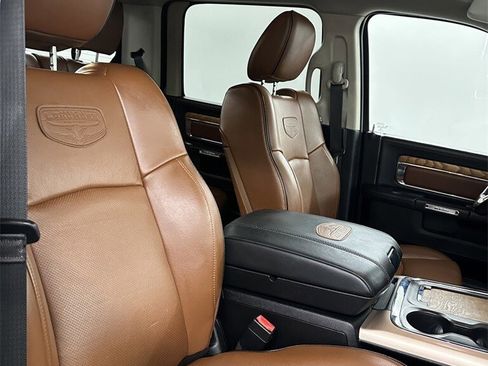 Used 2018 RAM 1500 Laramie Longhorn w/ Convenience Group image 45