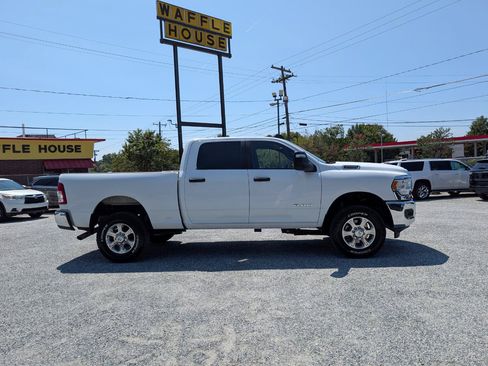 Used 2023 RAM 2500 Big Horn w/ Level 1 Equipment Group AWD/4WD image 5