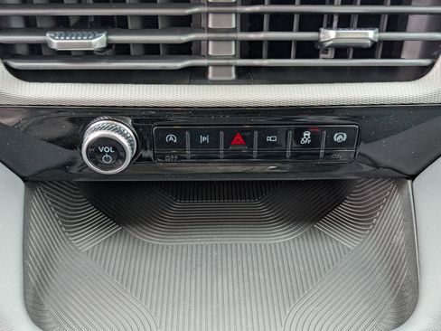 New 2026 Ford Explorer Active image 25