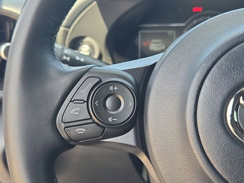 Used 2022 Toyota GR86 RWD image 17