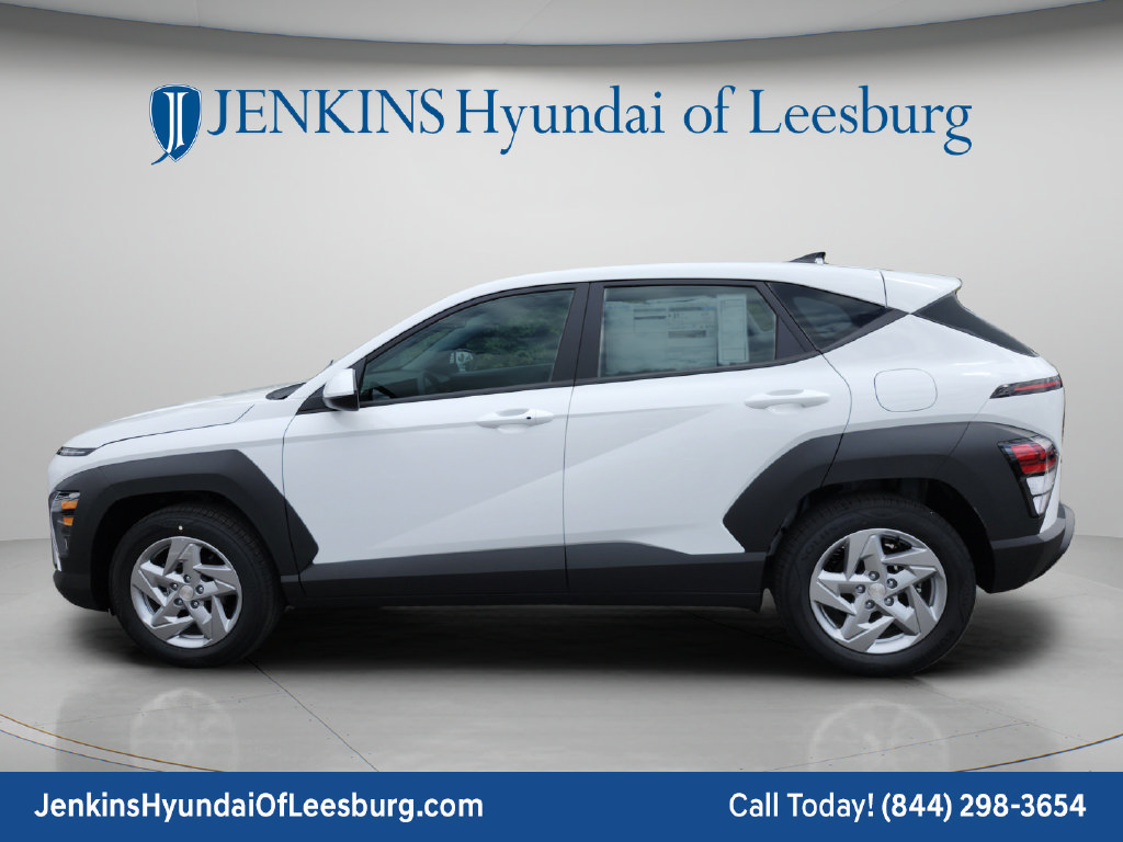 New 2027 Hyundai Kona SE FWD image 9