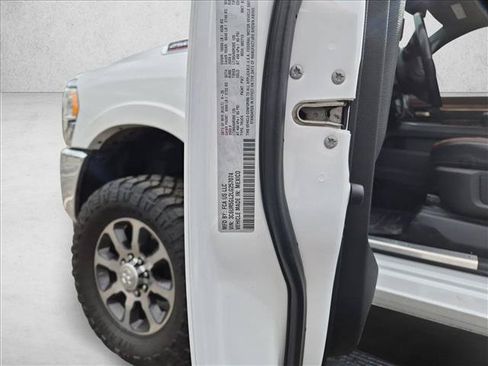 Used 2020 RAM 2500 Limited AWD/4WD image 10