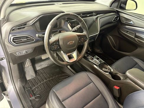 Used 2022 Chevrolet Bolt EUV Premier w/ Super Cruise Package image 17