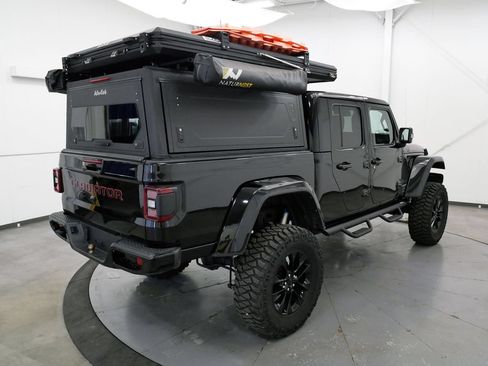 Used 2022 Jeep Gladiator Overland AWD/4WD image 7