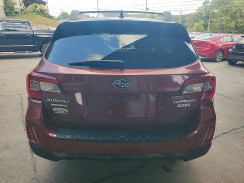 Used 2016 Subaru Outback 2.5i Limited AWD/4WD image 5