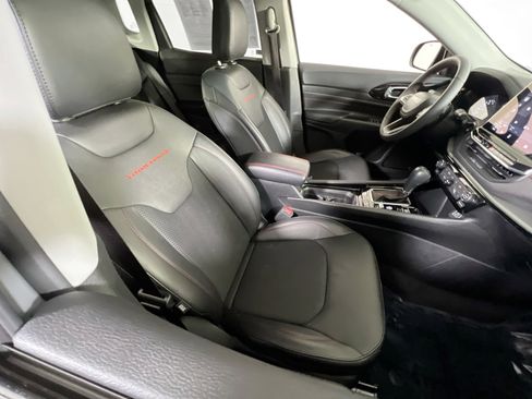 Used 2022 Jeep Compass Trailhawk AWD/4WD image 25