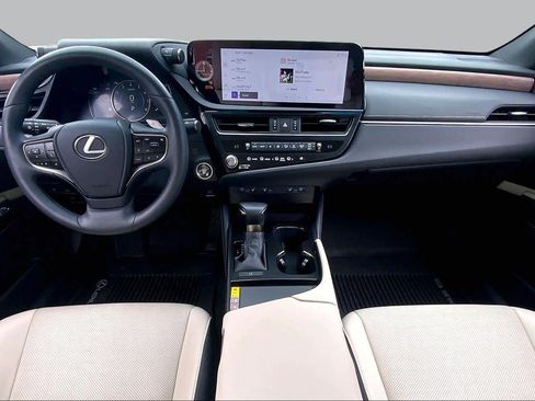 Used 2025 Lexus ES 350 w/ Premium Package FWD image 16