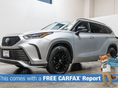 Certified 2025 Toyota Highlander XSE AWD/4WD image 2